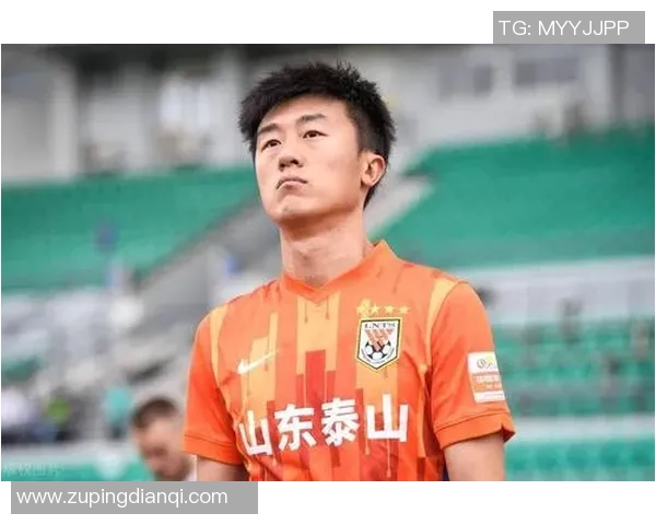 刘洋全场表现出色贡献三次解围两次抢断一记关键传球获得71评分 刘洋全场表现出色贡献三次解围两次抢断一记关键传球获得71评分